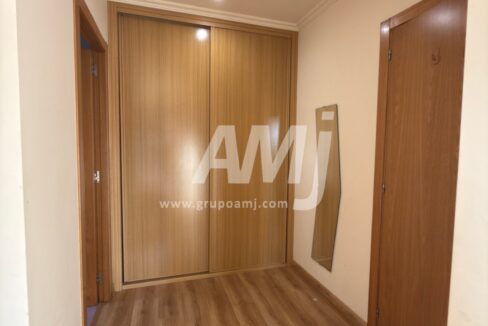 amj_re357_18