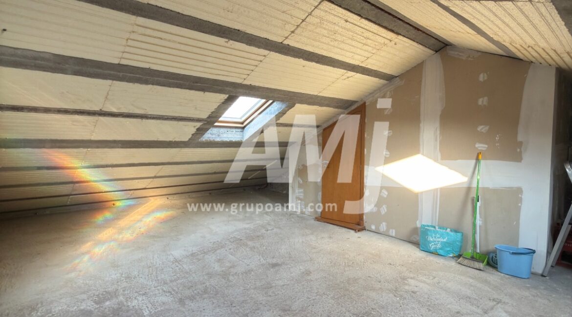 amj_re357_23