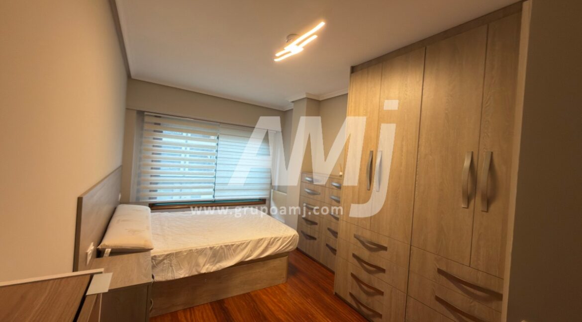 amj_re357_16