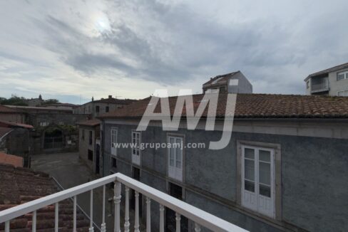 amj_re357_17