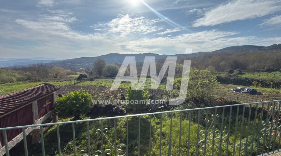 amj_re357_17