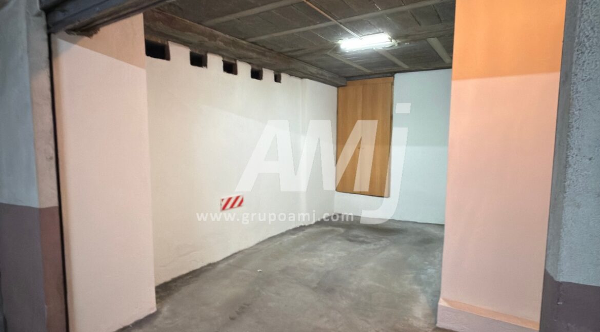 amj_re357_19