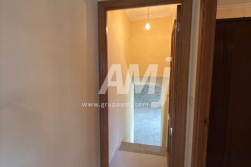 amj_re357_25