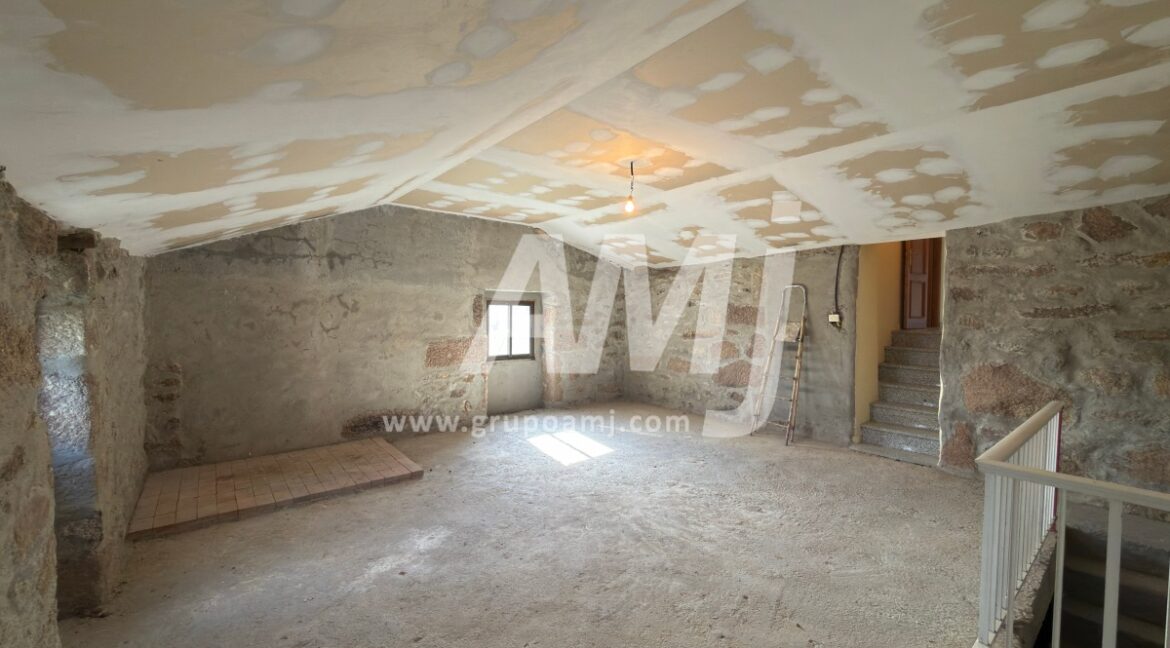 amj_re357_26