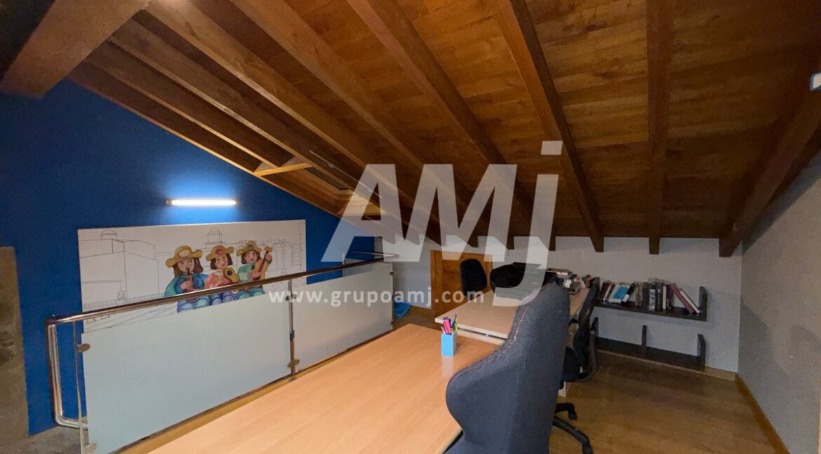 amj_re357_17